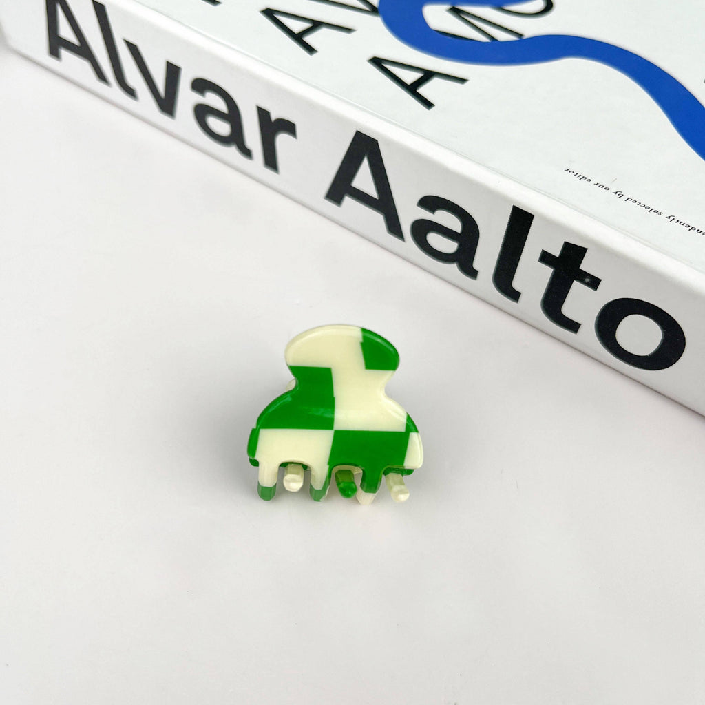 Checkerboard Mini Claw Clip
