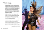 Icons of Style: Ariana Grande By Caroline Young (Hardback)