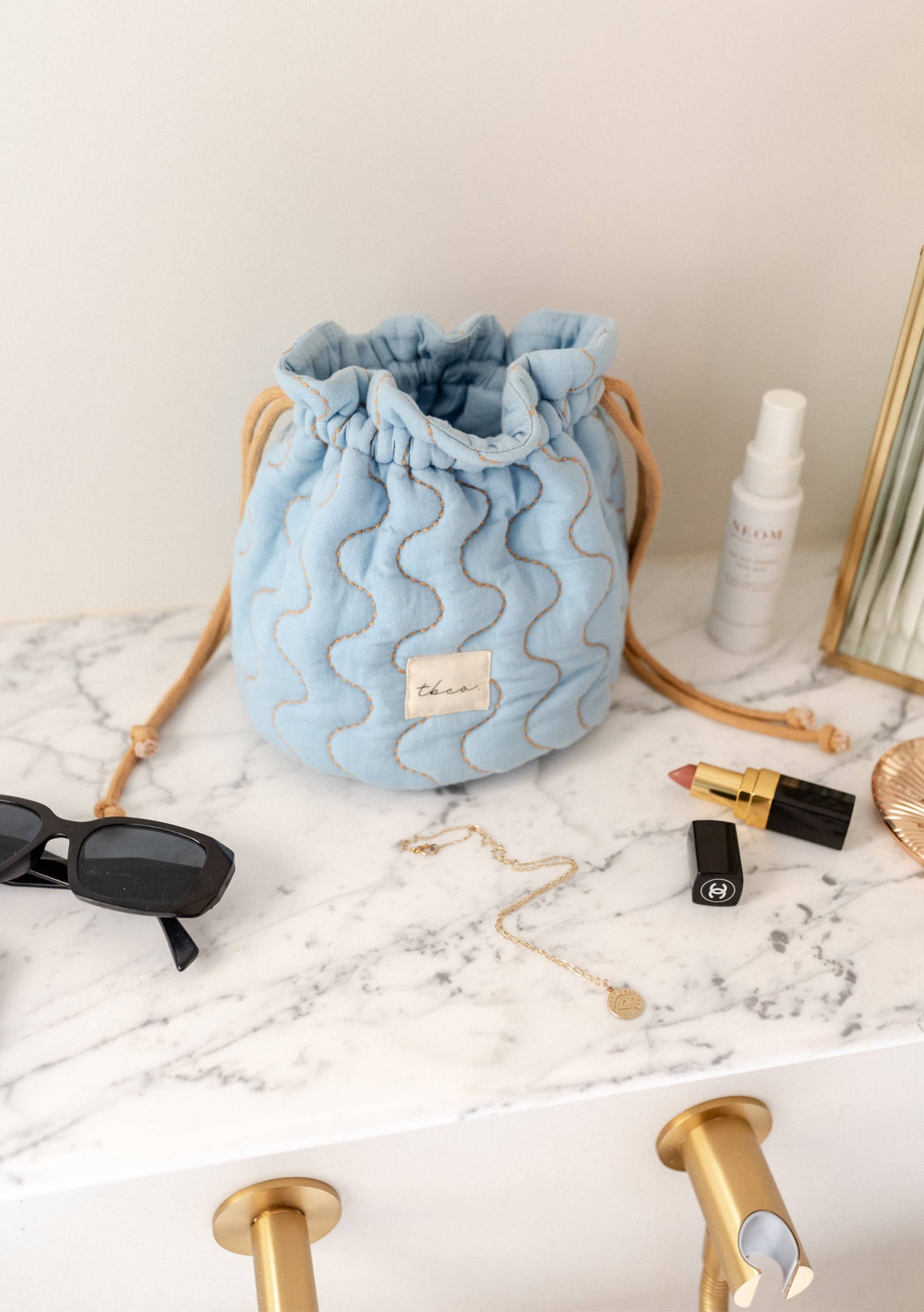 Cotton & Linen Wash Bag in Blue